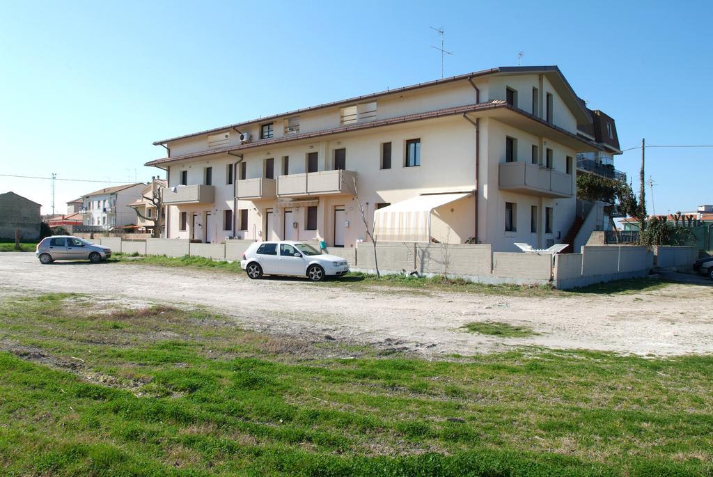 Apartment Schiavoni Fano Buitenkant foto